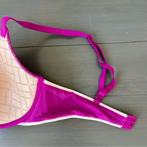VICTORIA'S SECRET Push Uplift Semi Demi Fuchsia/Magenta Bra 34C EUC - Picture 4 of 9